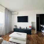 Apartament Maria Бухарест